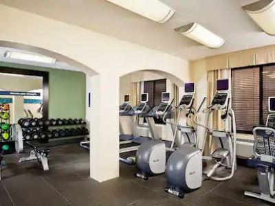 Hampton Inn&suites 3*