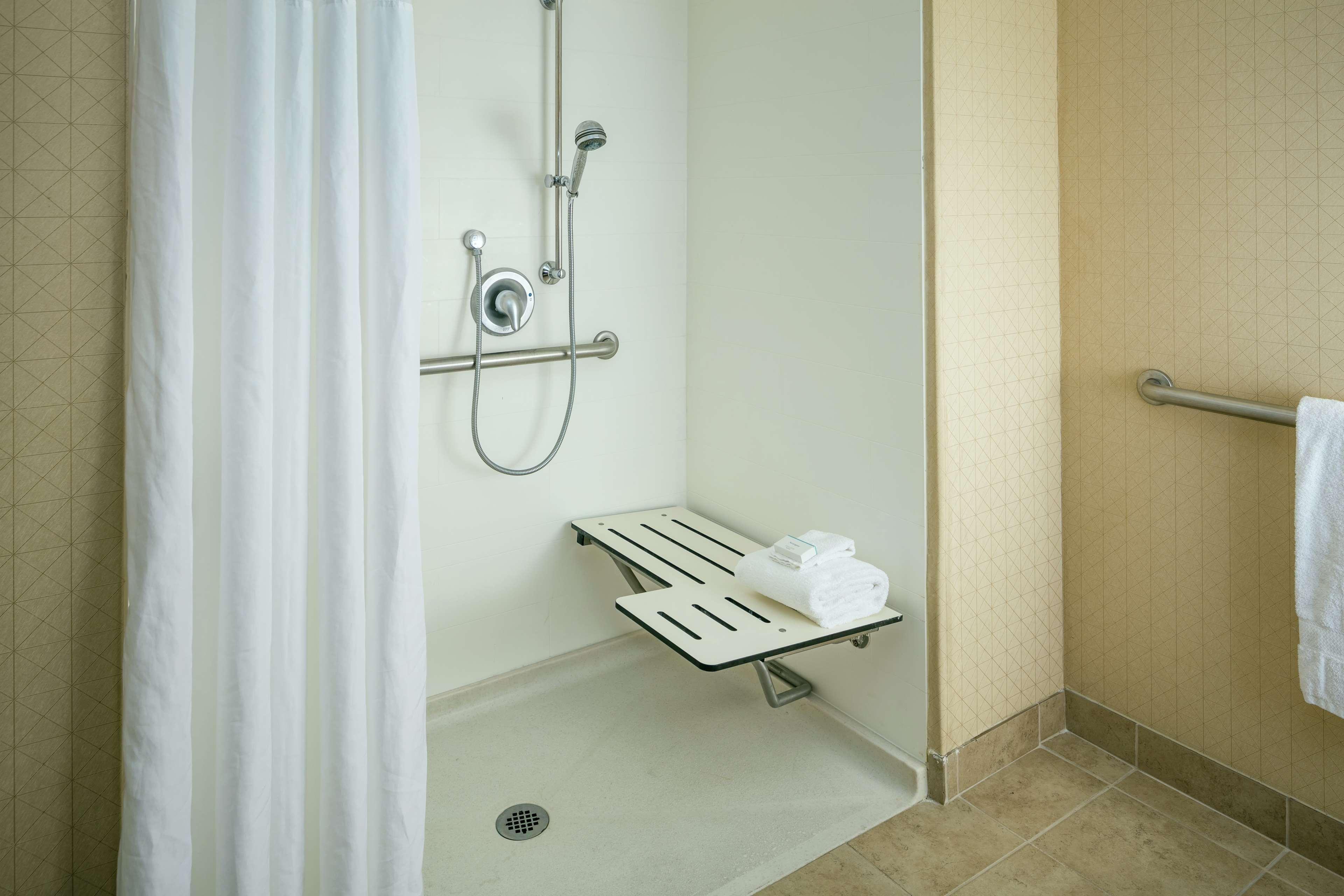 Hampton Inn&suites Hotel